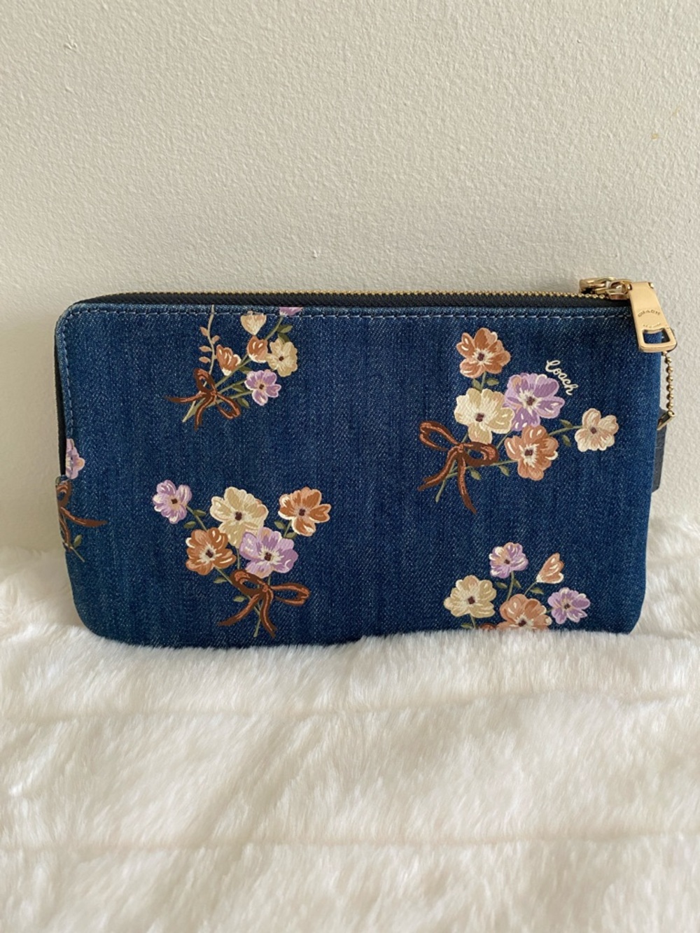 Coach Double Zip Wristlet in Painted Floral Denim - HARD TO FIND - Picture 2 of 16